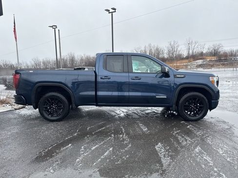 Used 2021 GMC Sierra 1500 Elevation w/ Preferred Package image 11