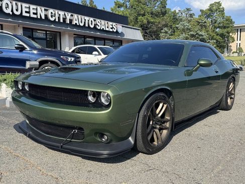 Used 2020 Dodge Challenger R/T Scat Pack w/ Plus Package RWD image 2