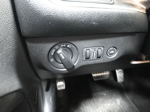 Used 2017 Dodge Challenger SRT Hellcat image 18