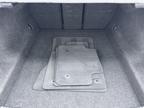 Used 2025 BMW 530i image 12