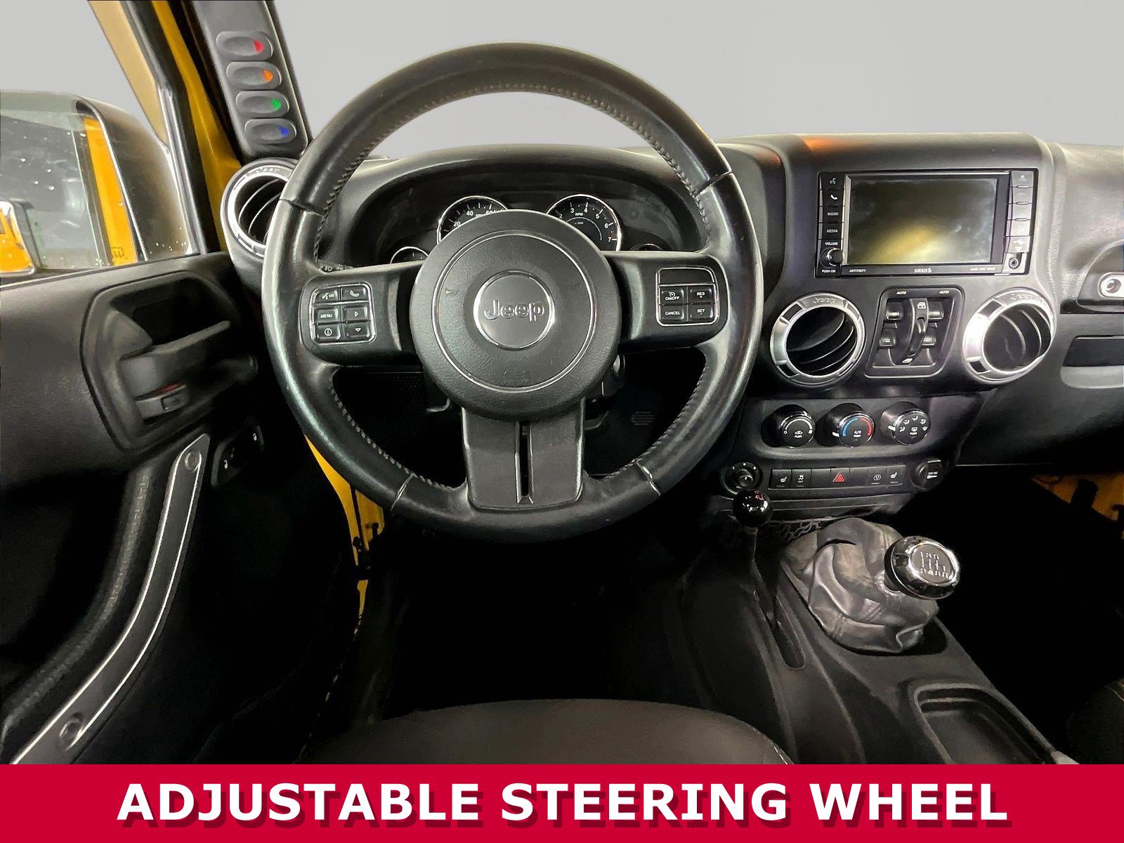 Used 2015 Jeep Wrangler Unlimited Rubicon w/ Connectivity Group AWD/4WD image 8