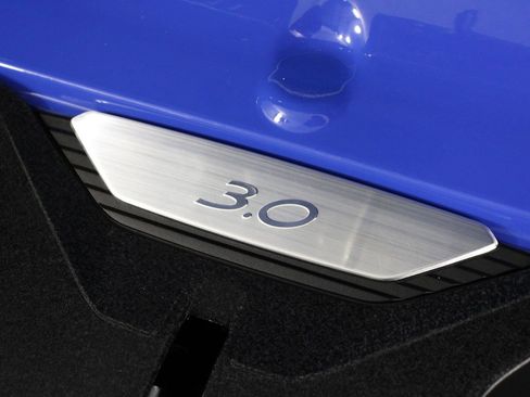 Certified 2025 Porsche 911 Carrera image 26