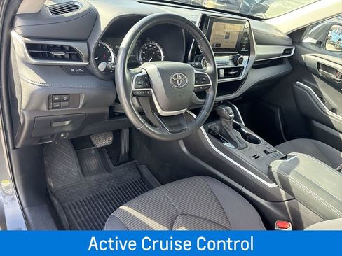 Used 2023 Toyota Highlander LE image 13
