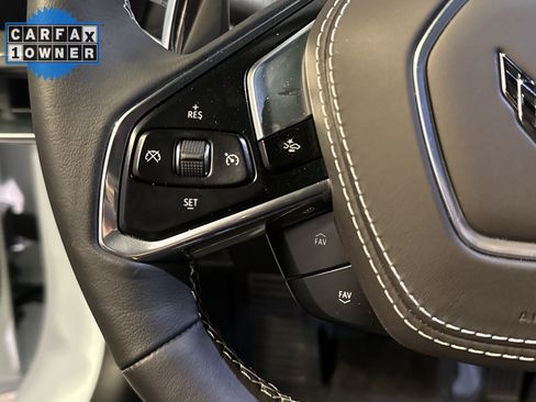 Used 2026 Chevrolet Corvette Stingray Preferred Cpe w/ Z51 Performance Package RWD image 19