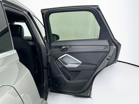 Used 2022 Audi Q3 2.0T Premium Plus image 30