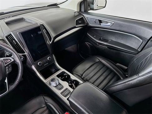 Used 2024 Ford Edge SEL image 26