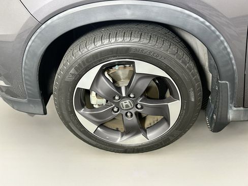 Used 2018 Honda HR-V EX image 11