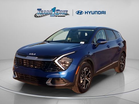 Used 2024 Kia Sportage EX image 5