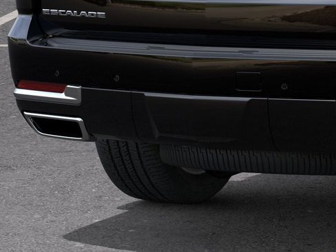 New 2026 Cadillac Escalade Luxury AWD/4WD image 14