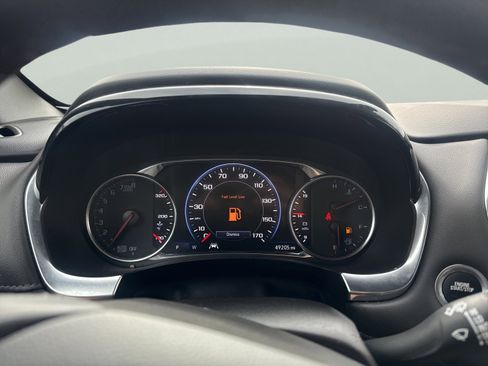 Used 2023 Chevrolet Traverse High Country w/ LPO, 'HIT The Road' Package AWD/4WD image 27