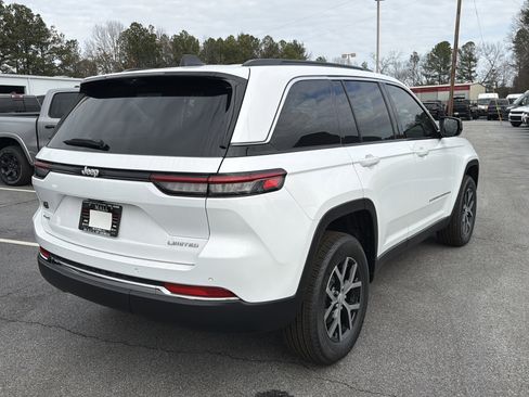 New 2025 Jeep Grand Cherokee Limited image 6