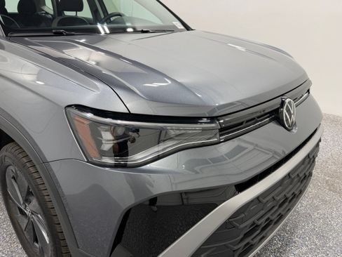 Used 2026 Volkswagen Taos S FWD image 18