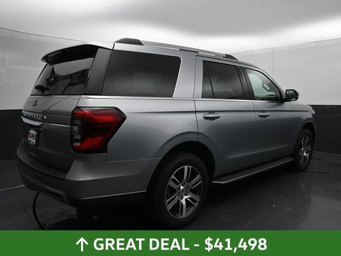 Used 2022 Ford Expedition Limited image 15