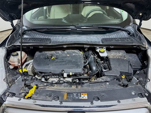 Used 2017 Ford Escape SE w/ Equipment Group 201A FWD image 25