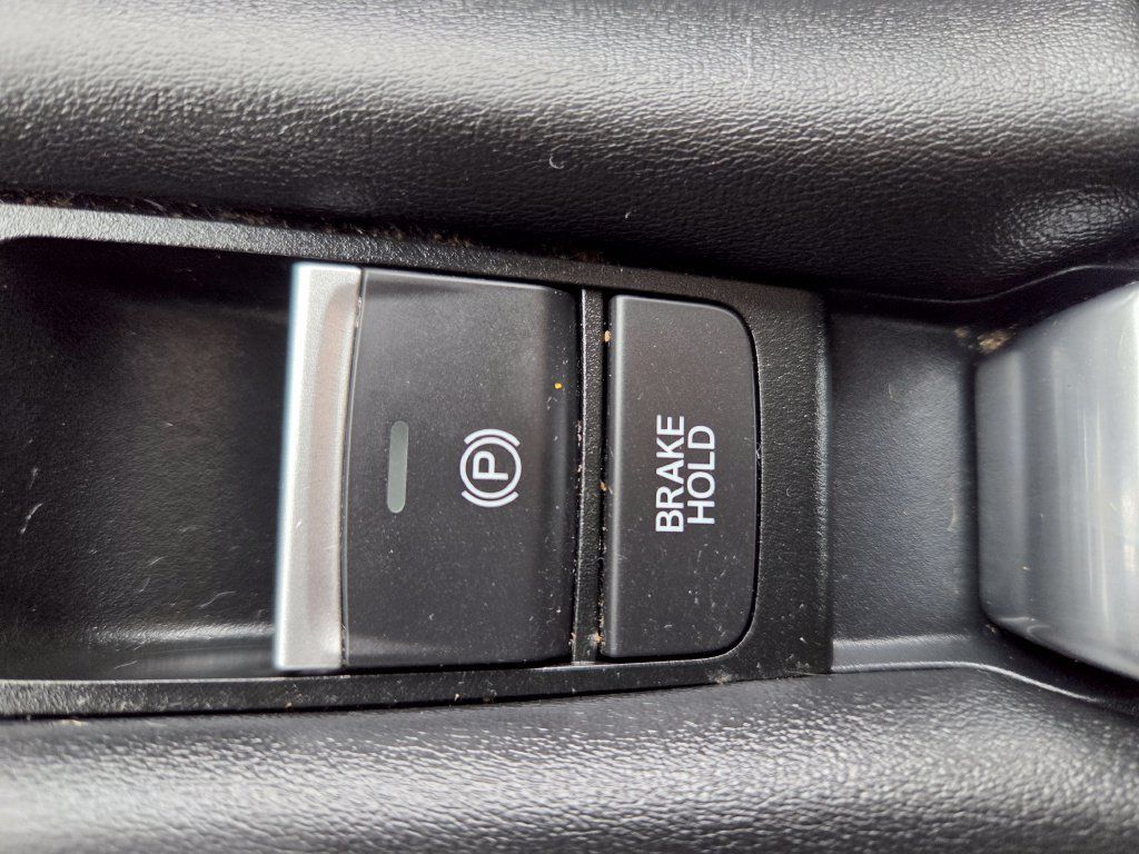Used 2024 Honda HR-V Sport image 41