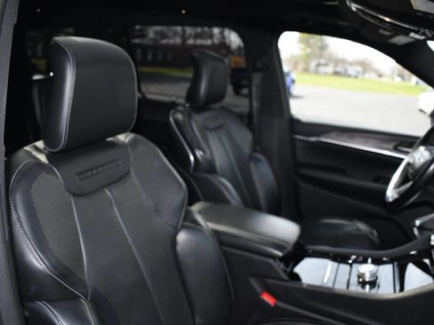 Used 2021 Jeep Grand Cherokee L Overland w/ Luxury Tech Group IV image 30