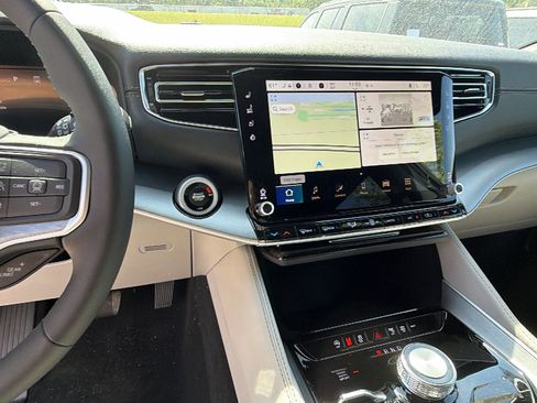 New 2026 Jeep Grand Wagoneer Limited AWD/4WD image 29