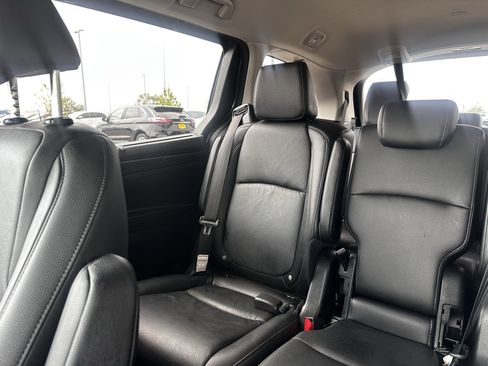 Used 2025 Honda Odyssey EX-L image 12
