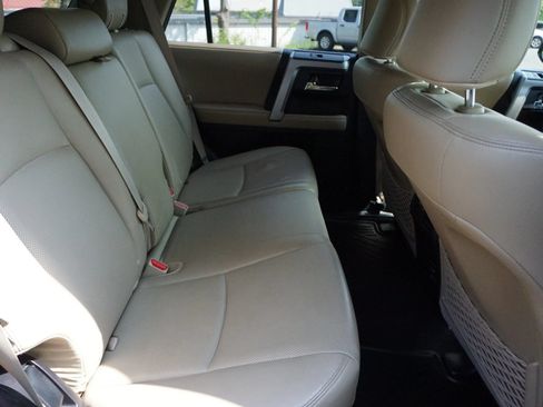 Used 2016 Toyota 4Runner Limited AWD/4WD image 39