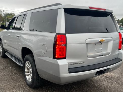 Used 2020 Chevrolet Suburban LT image 5