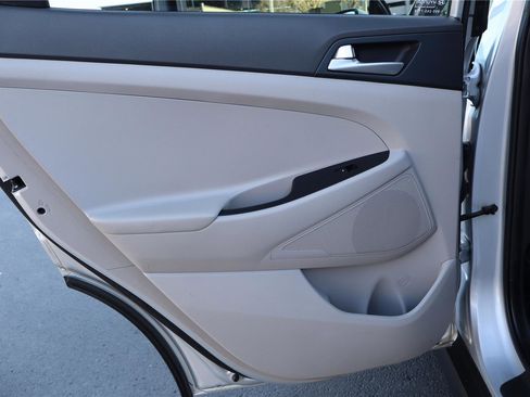 Used 2019 Hyundai Tucson Value image 25