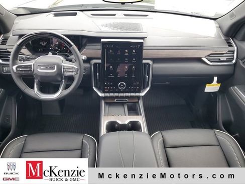 New 2026 GMC Acadia Denali w/ Super Cruise Package FWD image 25