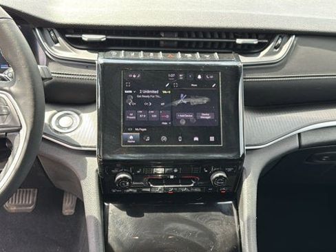 Certified 2023 Jeep Grand Cherokee Altitude AWD/4WD image 22