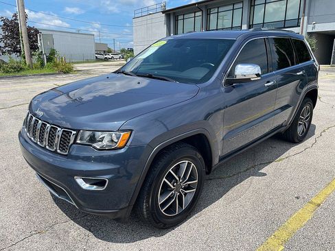 Used 2020 Jeep Grand Cherokee Limited image 3