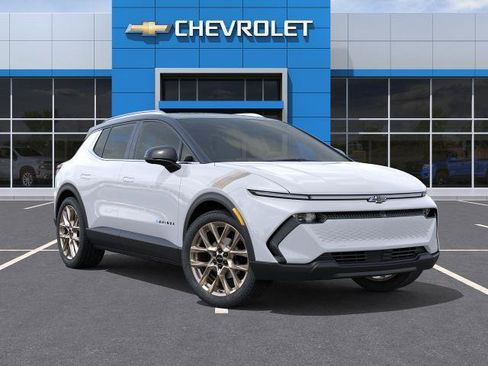 New 2026 Chevrolet Equinox EV LT w/ LPO, Tech Bronze Package AWD/4WD image 7