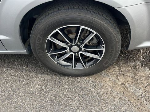 Used 2018 Dodge Grand Caravan GT image 28