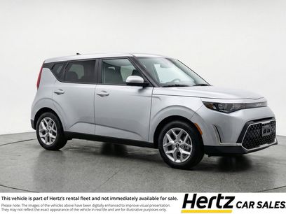 Used 2025 Kia Soul LX w/ LX Technology Package