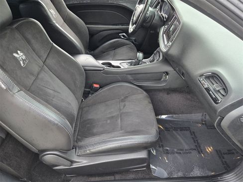 Used 2018 Dodge Challenger R/T Scat Pack image 20
