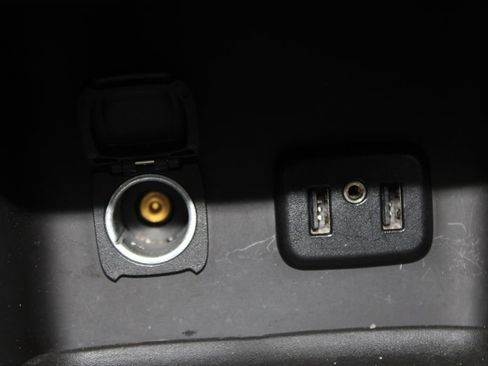 Used 2019 GMC Acadia SLE FWD image 44