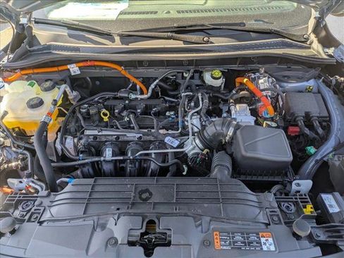 Used 2025 Ford Escape ST-Line w/ Equipment Group 301A image 21