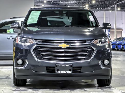 Used 2021 Chevrolet Traverse LT image 5