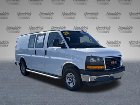Used 2024 GMC Savana 2500 w/ Driver Convenience Package image 2