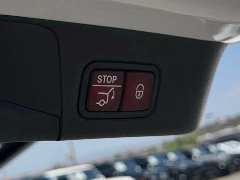 Certified 2026 Mercedes-Benz GLB 250 image 11