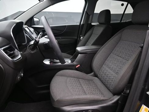 Certified 2022 Chevrolet Equinox LT FWD image 10