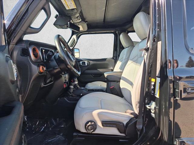 Used 2021 Jeep Gladiator Mojave AWD/4WD image 16