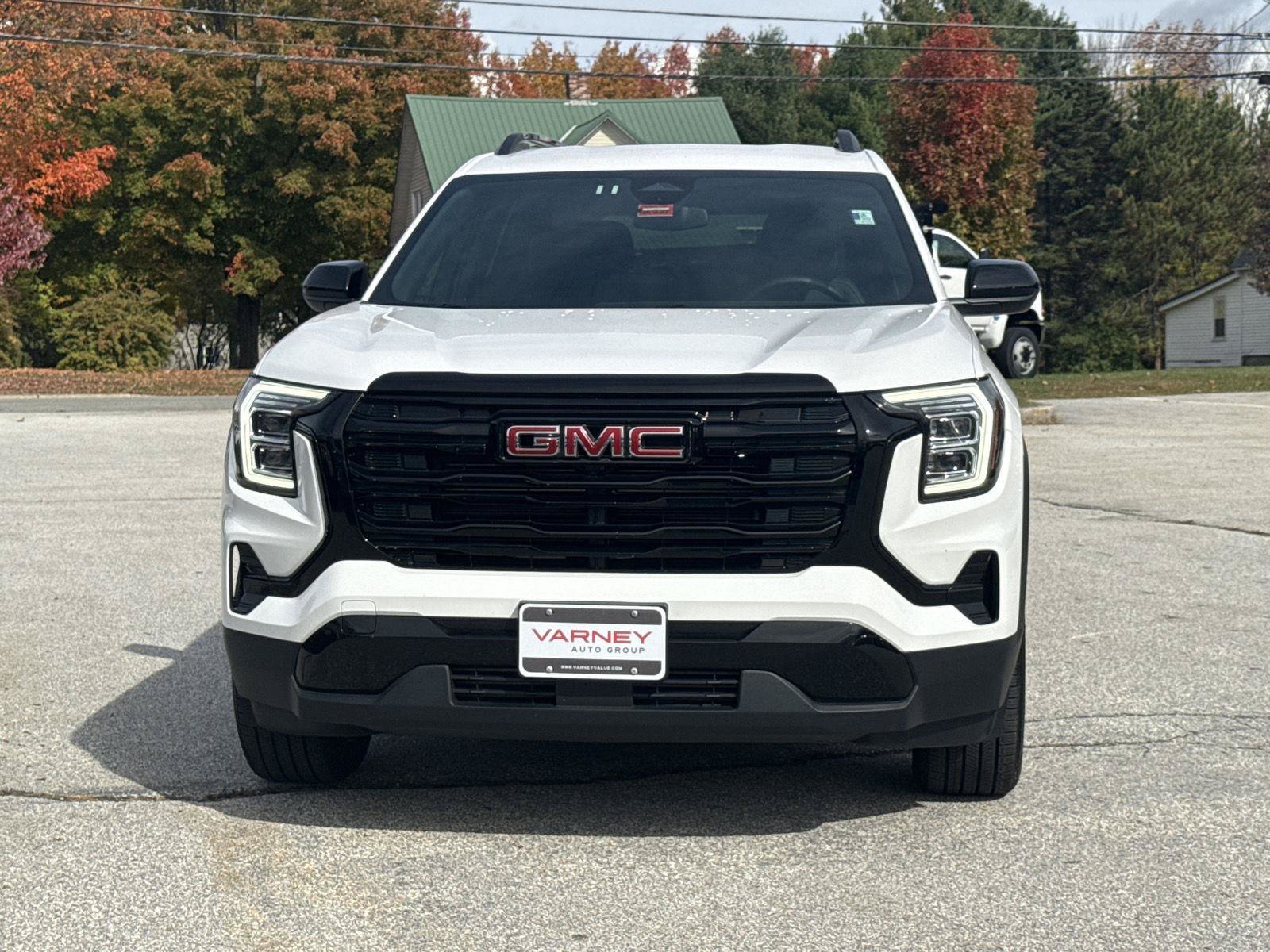 Used 2026 GMC Terrain Elevation w/ Elevation Premium Package AWD/4WD image 2