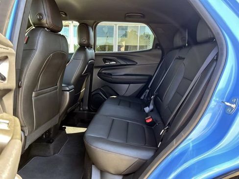 Used 2024 Chevrolet TrailBlazer RS FWD image 15