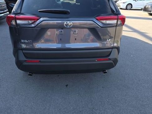 Used 2025 Toyota RAV4 LE image 5