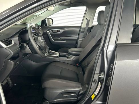Used 2025 Toyota RAV4 LE FWD image 17
