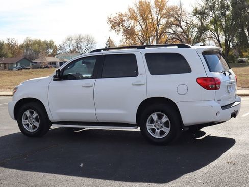 Used 2010 Toyota Sequoia SR5 image 8