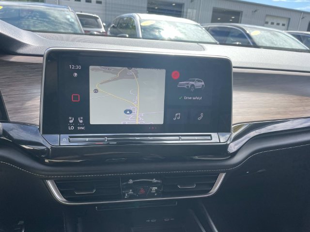 Used 2024 Volkswagen Atlas SEL Premium R-Line AWD/4WD image 27