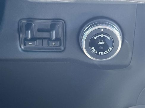 New 2025 Lincoln Navigator Reserve w/ Jet Appearance Package image 26