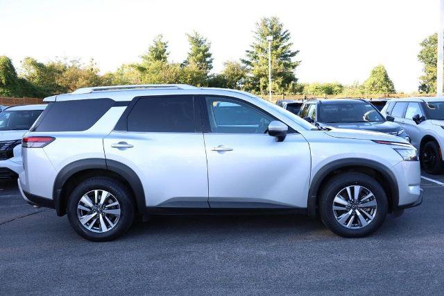 Certified 2023 Nissan Pathfinder SL AWD/4WD image 5