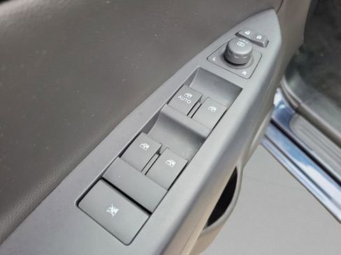 Used 2014 Chevrolet Captiva Sport LT w/ Convenience Package image 13