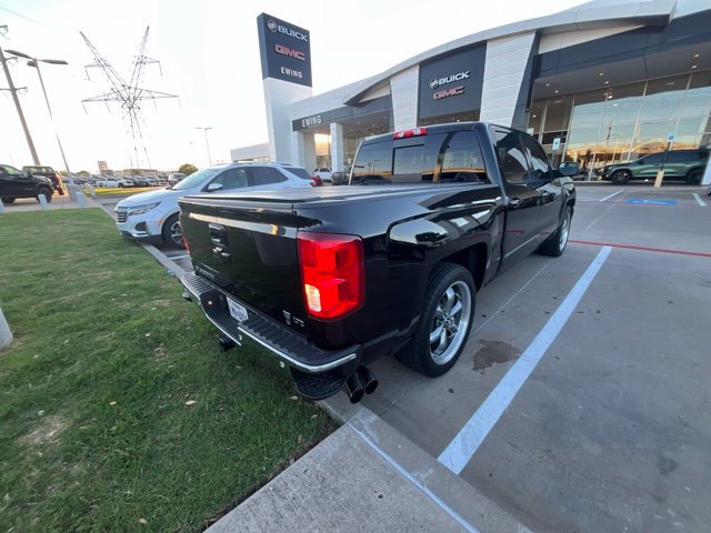 Used 2018 Chevrolet Silverado 1500 LTZ w/ Texas Edition RWD image 5