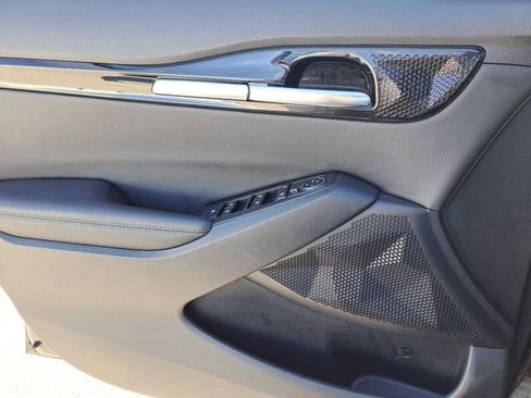 Used 2023 Kia Seltos EX image 19